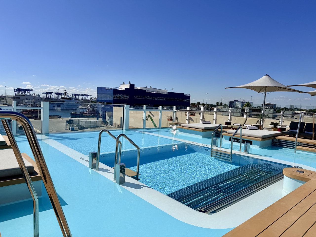 the ritz carlton yacht collection aft infinity pool