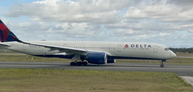 Delta-Air-Lines-Airbus-A350-900-taxiing-in-Rome
