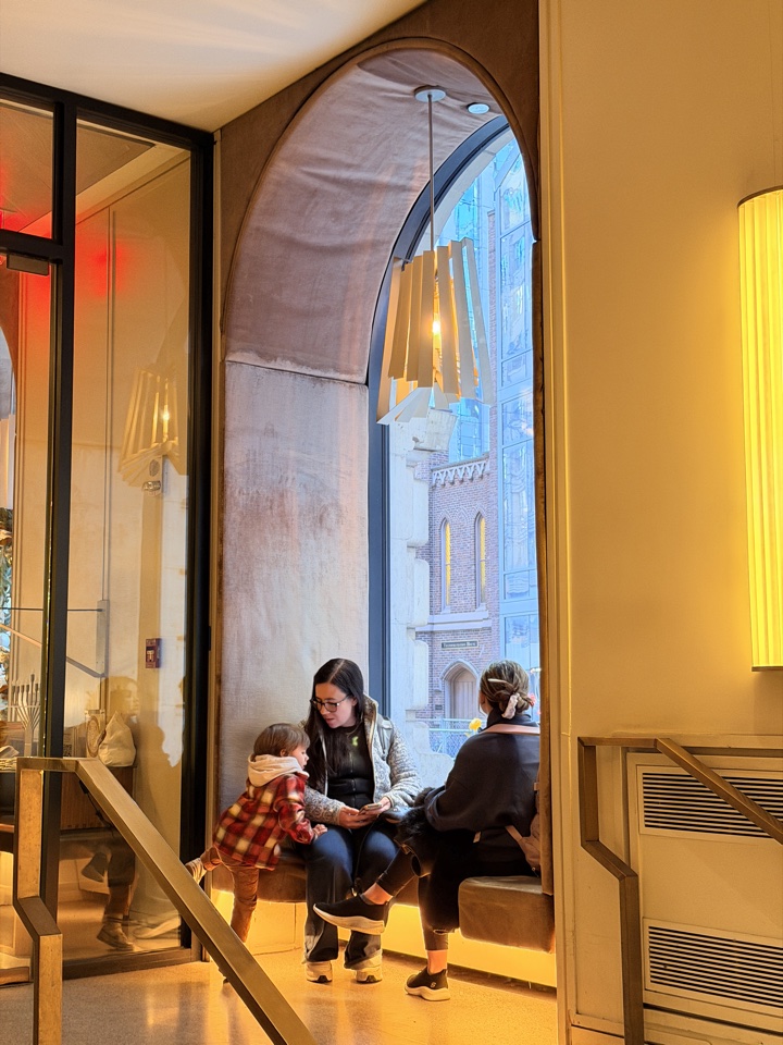 Family Christmas trip to New York hotel Seville archway