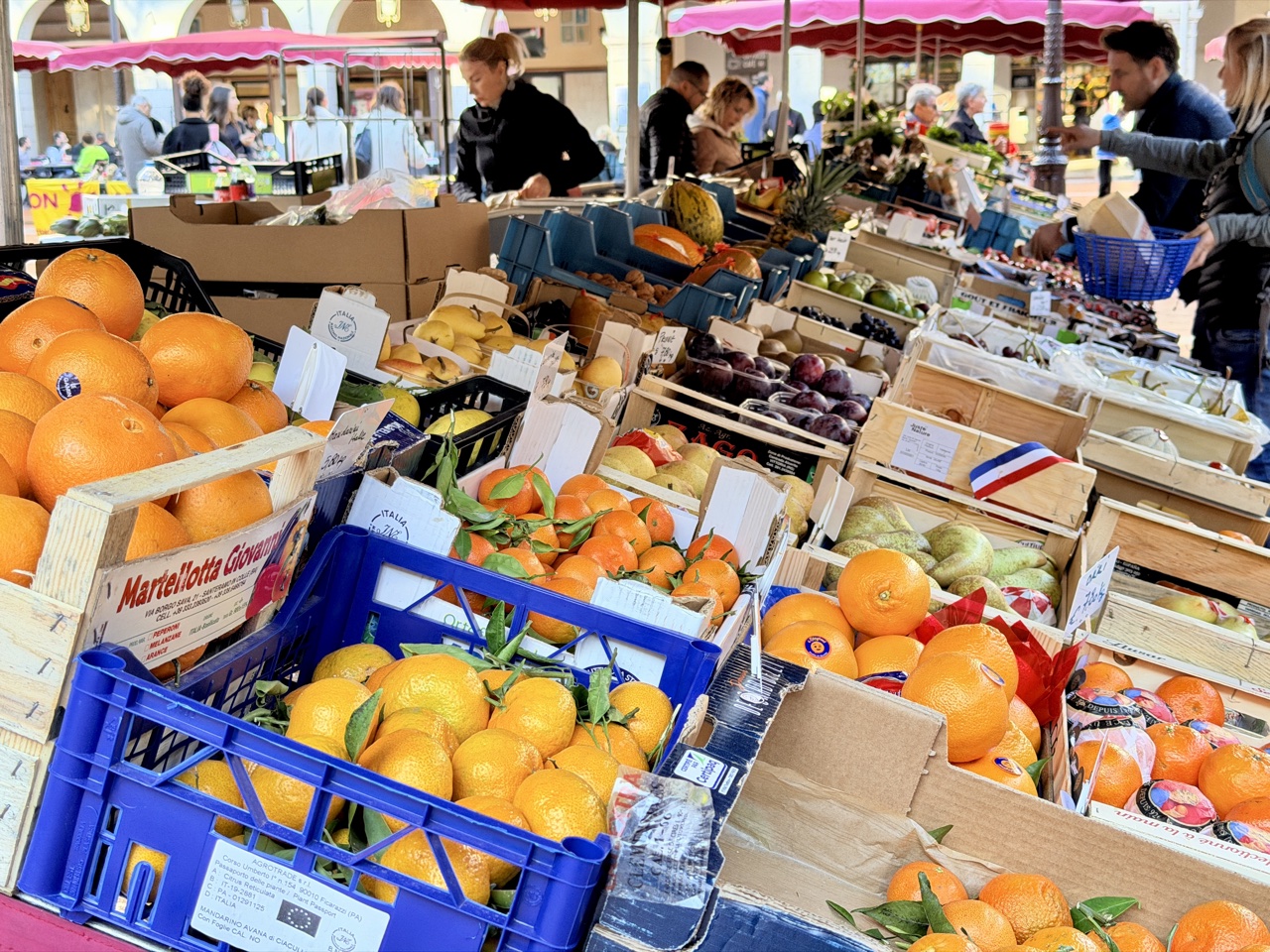 Monte Carlo Monaco fresh fruit