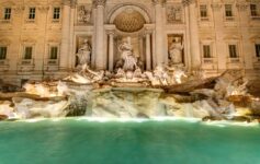 trevi fountain