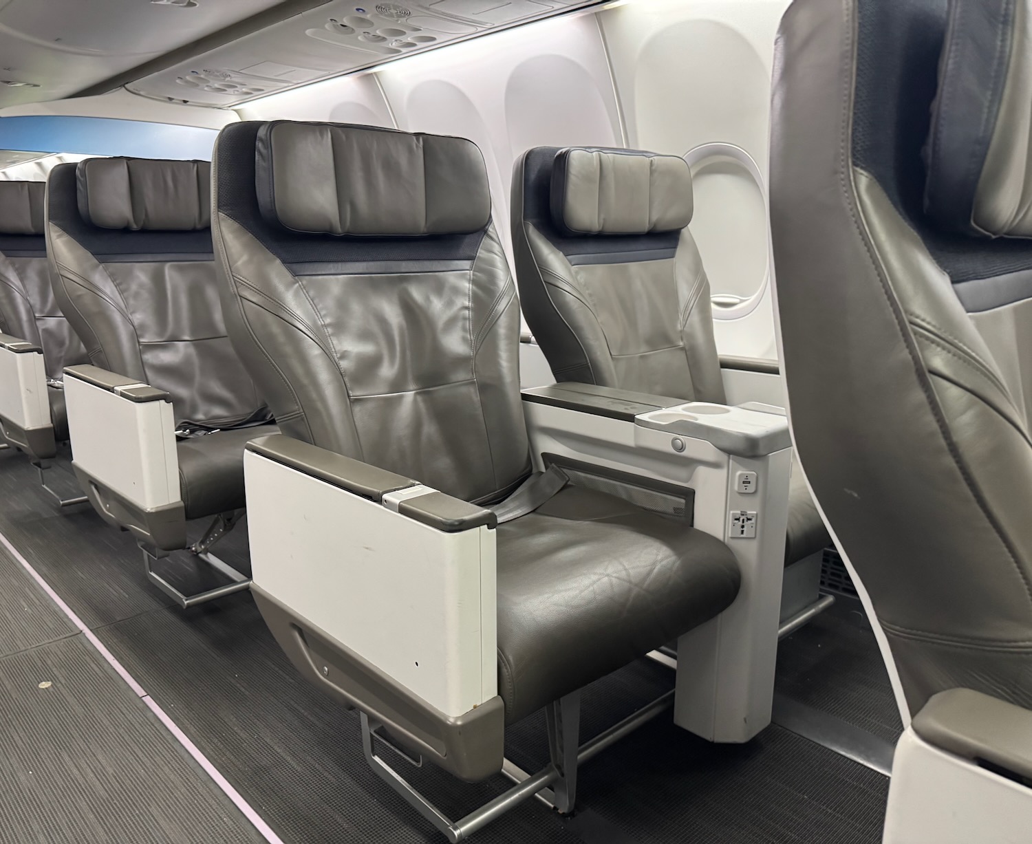 a row of seats in an airplane