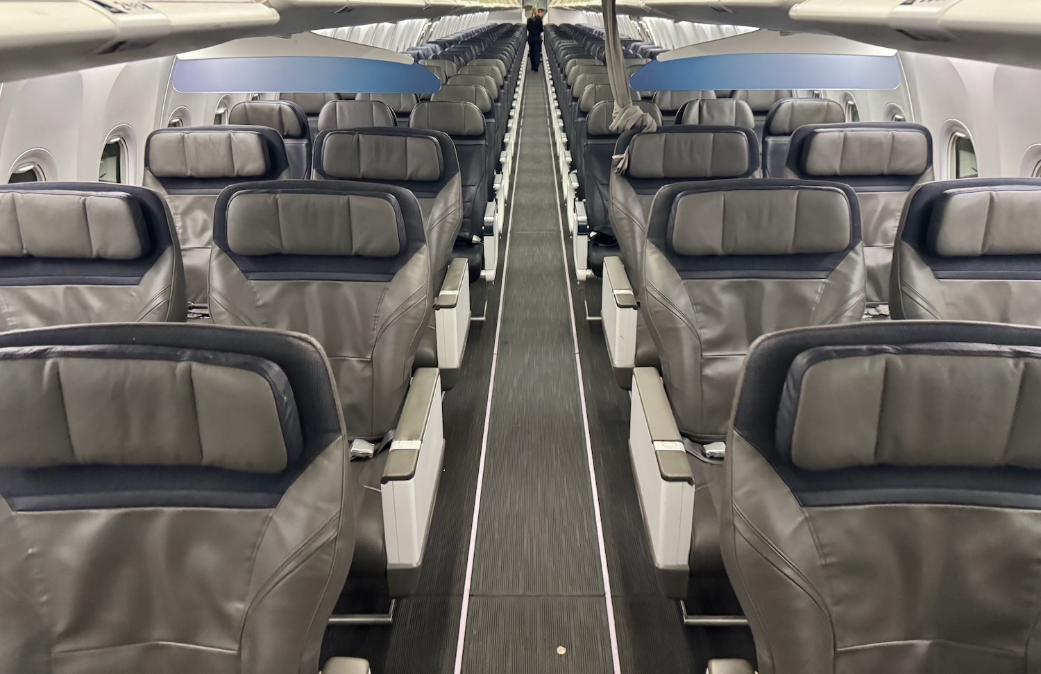 Review: Alaska Airlines 737-9 MAX First Class