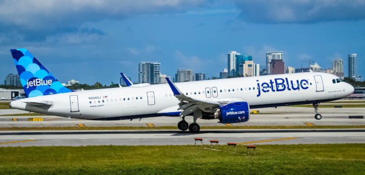 Caribbean flight cancellations after Venezuela strike