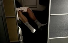 American A321XLR business class privacy