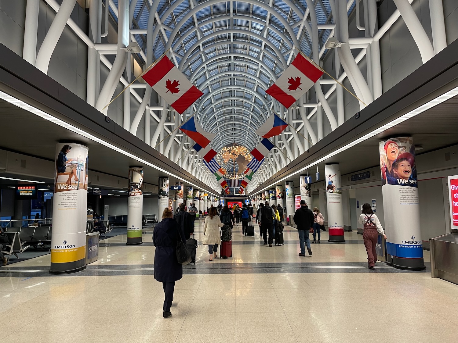 Analysis: FAA Flight Cuts At Chicago O’Hare Will Benefit American, United, And Travelers