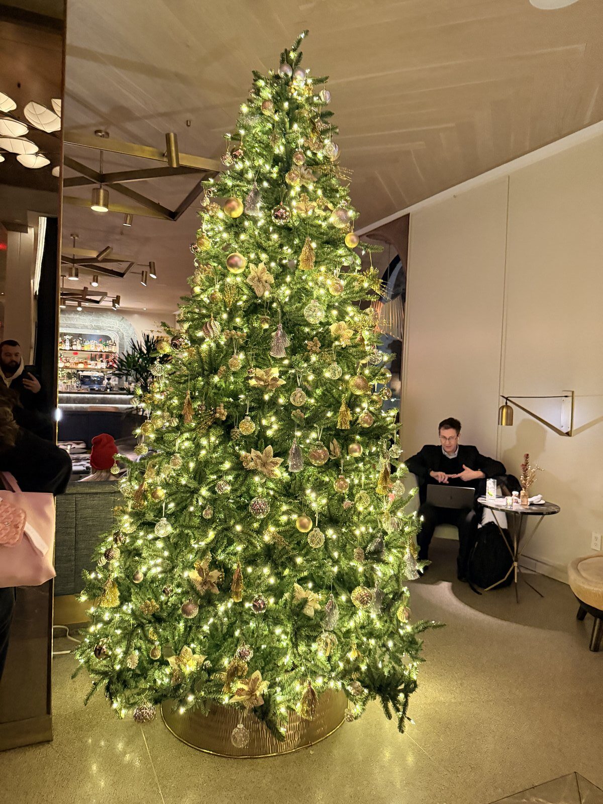 Lobby christmas tree at Hotel Seville Nomad