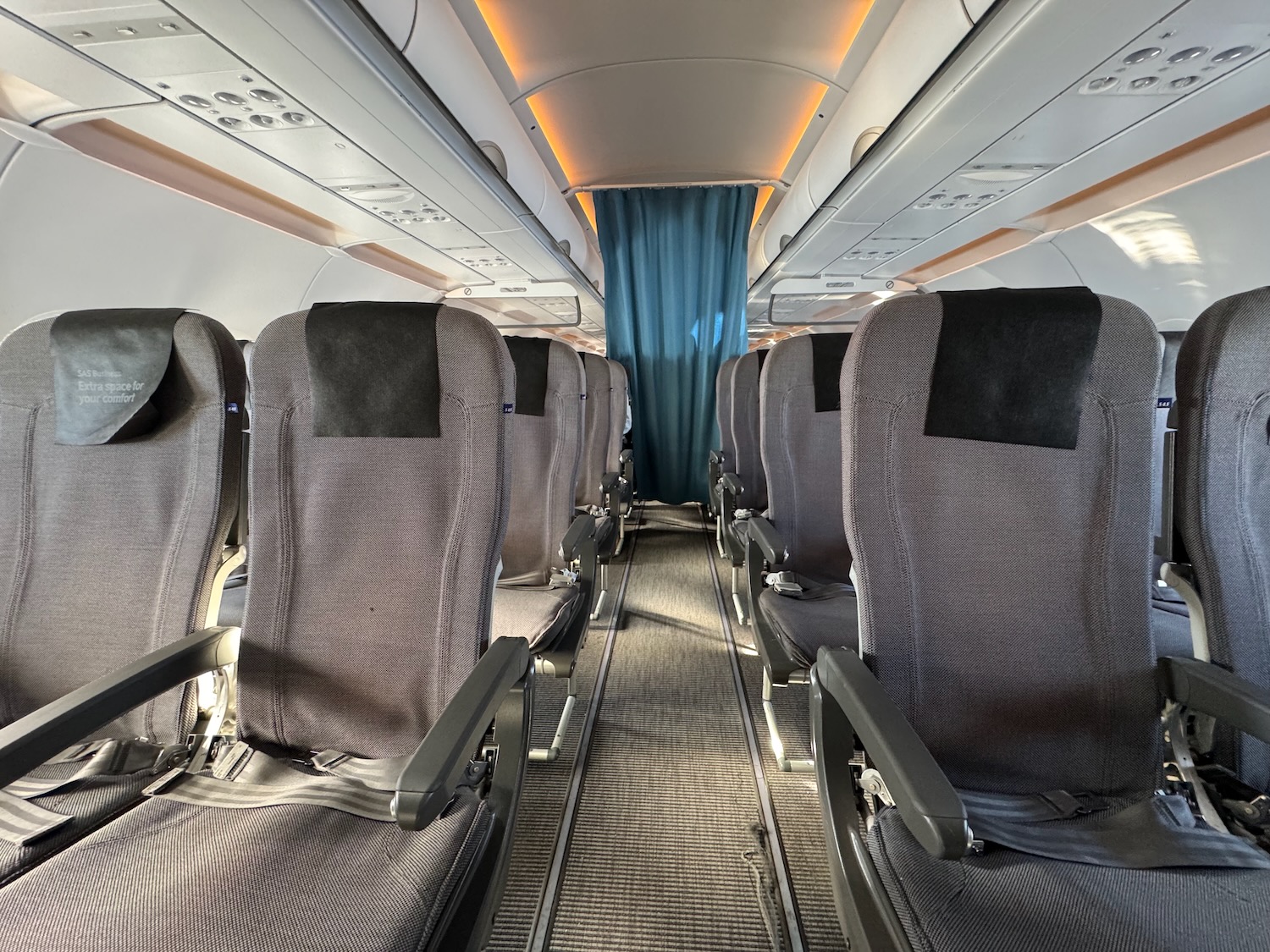 SAS A320 Business Class Review: Better Food, Same Old Seat