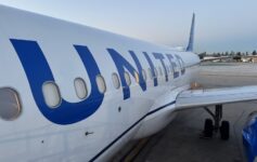 United Airlines one-hour first class review