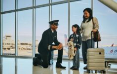Delta pilot Standing ovation