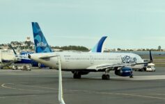 JetBlue Airways Airbus A320 Boston