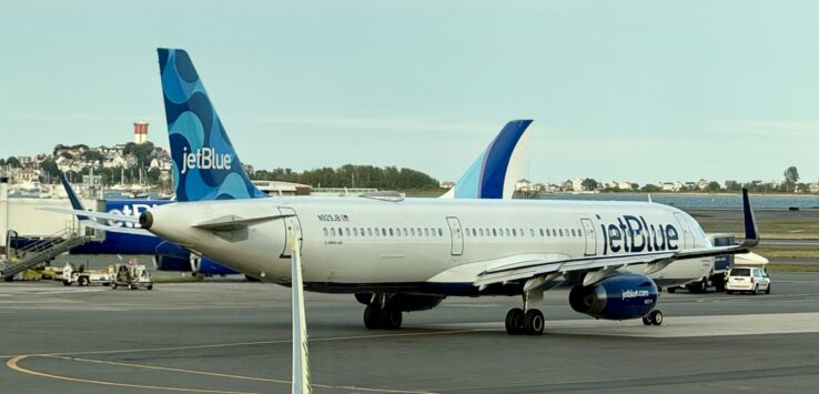 JetBlue Airways Airbus A320 Boston