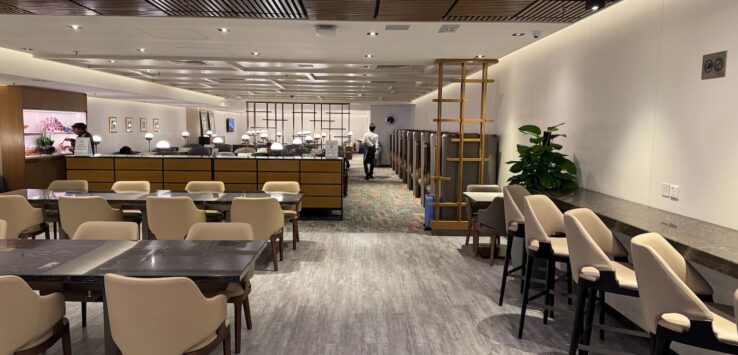 Singapore Airlines SilverKris Lounge Hong Kong Review