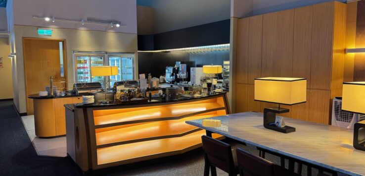 Singapore Airlines SilverKris Lounge Taipei Review