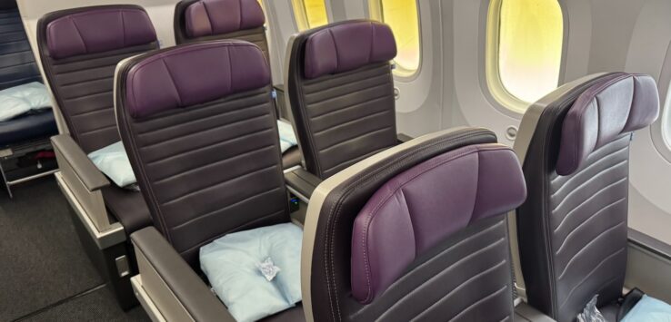 United Airlines 787-9 Premium Economy Class Review