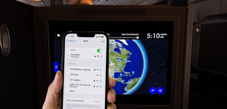 United Airlines antisemitic Wi-Fi hotspot