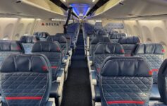 Delta Air Lines 737-900 First Class Review