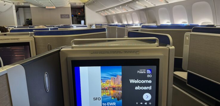 United Airlines 777-200ER Domestic Polaris Review
