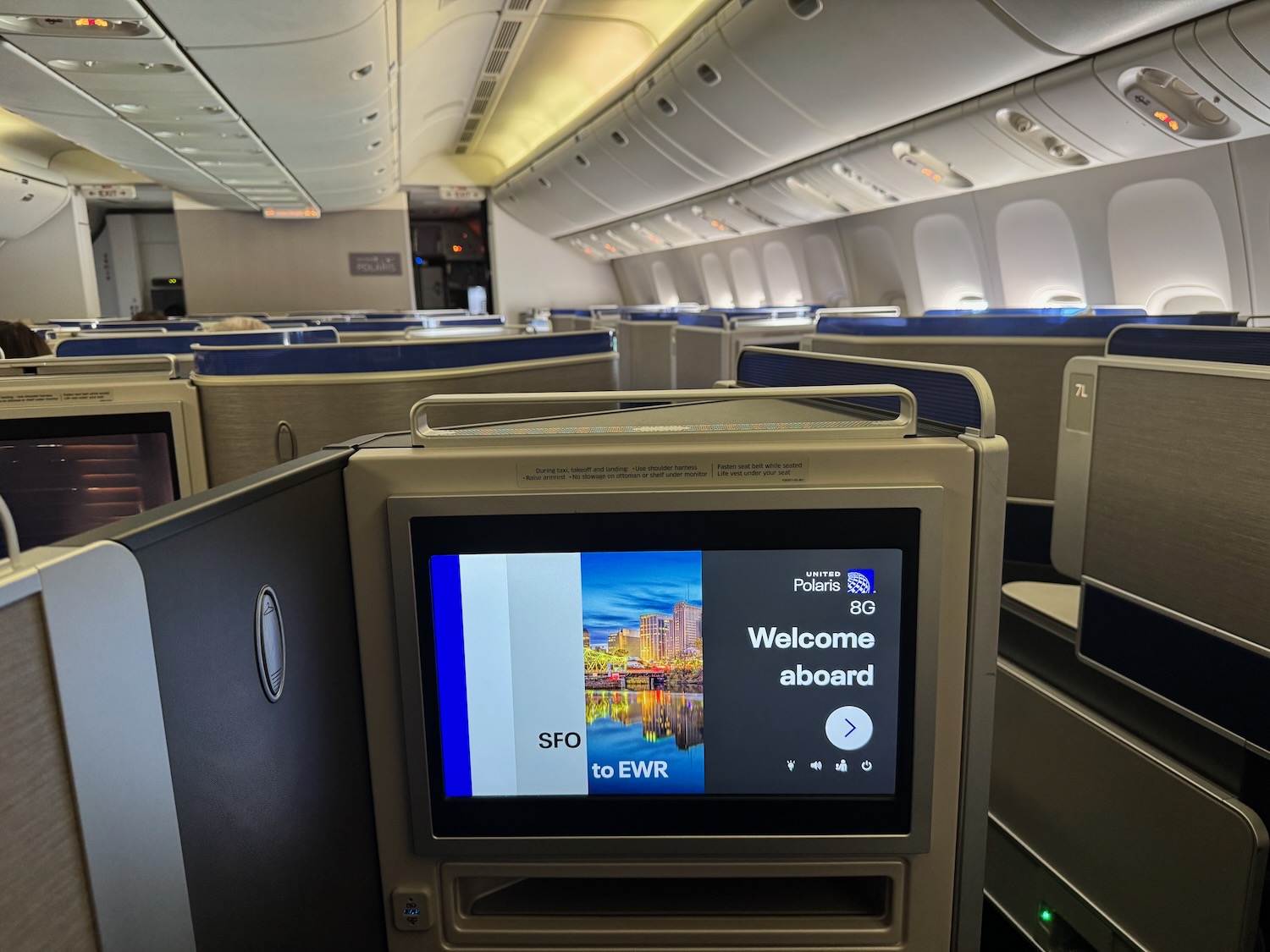 TravelWireDaily — Review: United Airlines 777-200ER Domestic Polaris Business Class San Francisco – Newark