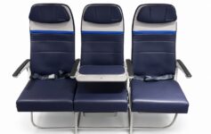 United Airlines blocked middle seats