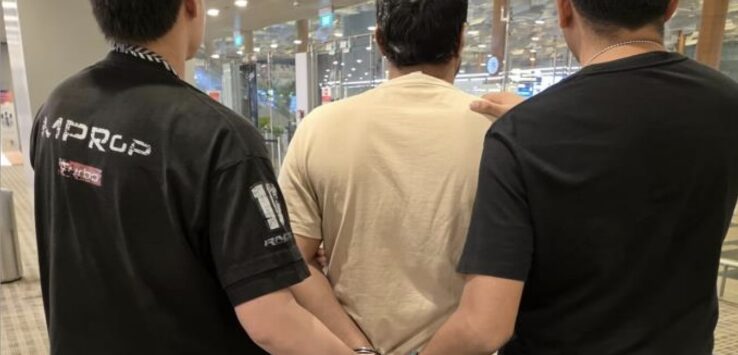 Singapore airport diamond theft