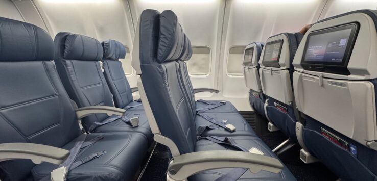 Delta Air Lines 737-800 Economy Class Review