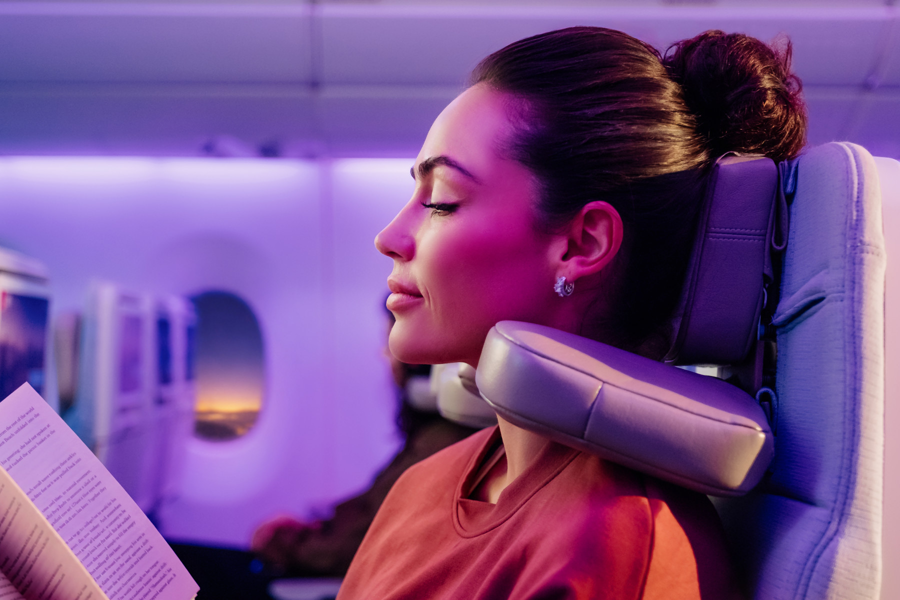 liveandletsfly.com - Matthew Klint - Emirates Unveils An Economy Class Headrest Designed To Make Travel Pillows Obsolete