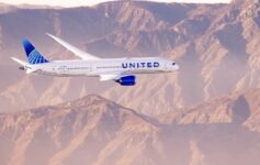 United Airlines 2027 international expansion